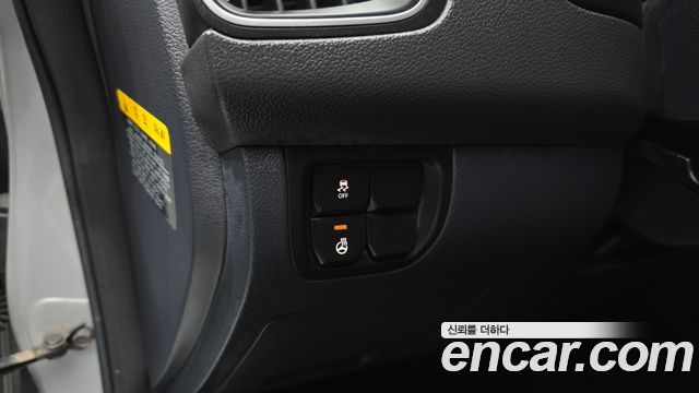 Kia Pride 4DR 1.4 MPI Trendy 2016 — фото 17