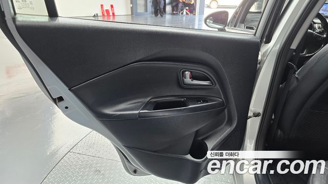 Kia Pride 4DR 1.4 MPI Trendy 2016 — фото 25