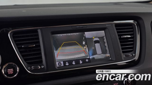 Kia Carnival 7-seater Limousine VIP 2018 — фото 15