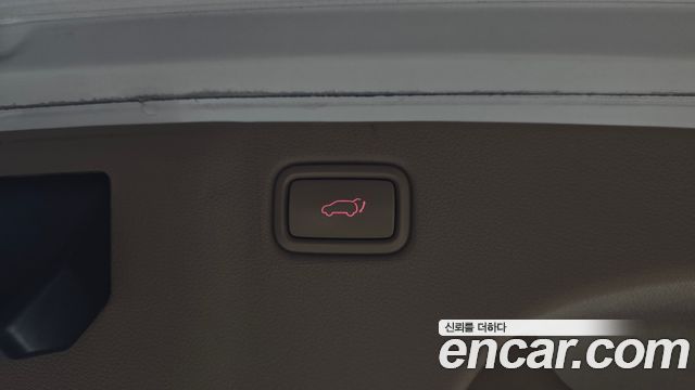 Kia Carnival 7-seater Limousine VIP 2018 — фото 18