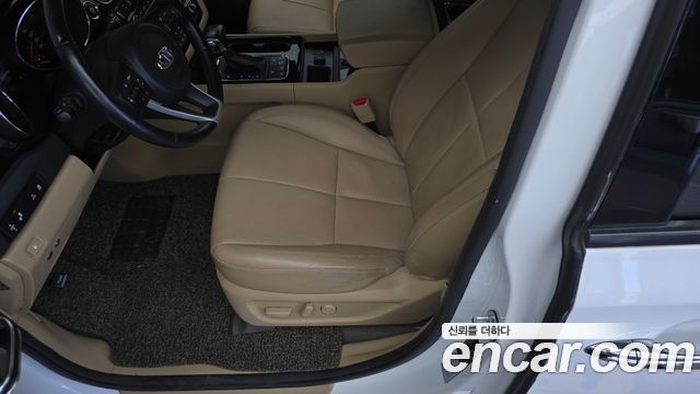 Kia Carnival 7-seater Limousine VIP 2018 — фото 20