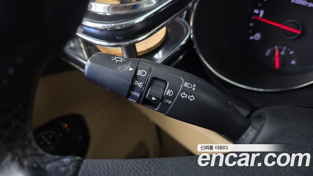 Kia Carnival 7-seater Limousine VIP 2018 — фото 31