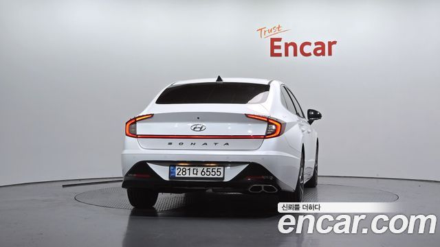 Hyundai Sonata (DN8) 1.6 Turbo Premium Plus 2022 — фото 4