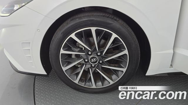 Hyundai Sonata (DN8) 1.6 Turbo Premium Plus 2022 — фото 5
