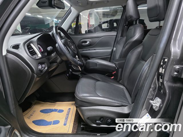 Jeep Renegade 2.0 Diesel Limited High AWD 2019 — фото 15