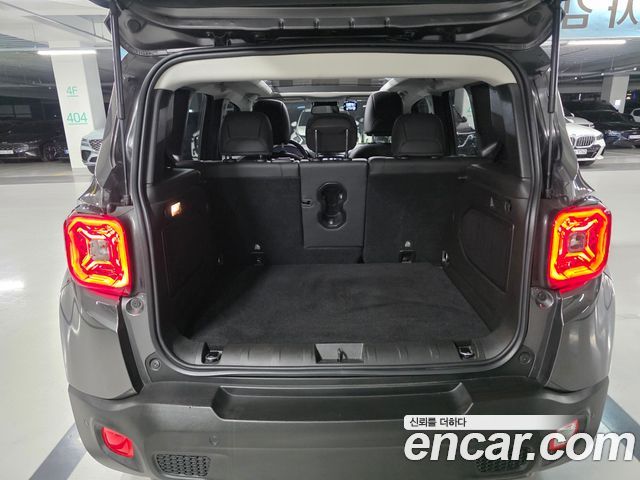 Jeep Renegade 2.0 Diesel Limited High AWD 2019 — фото 17