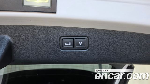 Genesis GV70 2.5T Gasoline 2WD 2021 — фото 33