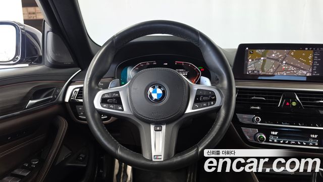 BMW 5 Series (G30) 520d xDrive M Sport Package Plus 2020 — фото 17
