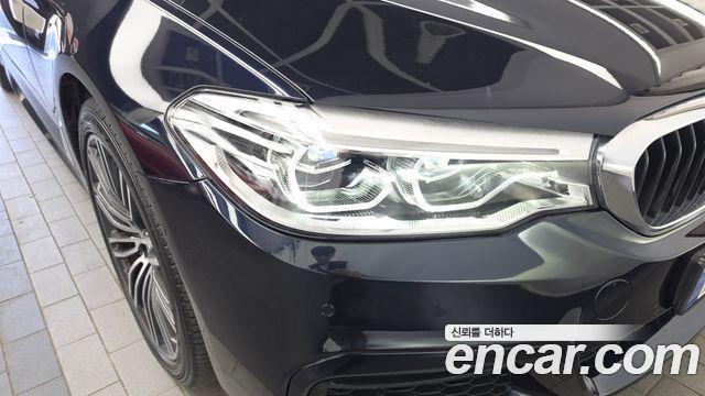 BMW 5 Series (G30) 520d xDrive M Sport Package Plus 2020 — фото 28