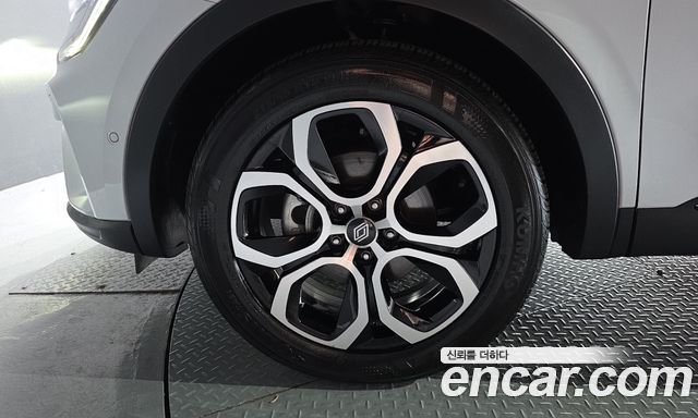 Renault Korea Arkana 1.6 E-TECH Iconic 2025 — фото 5