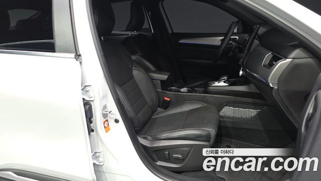 Renault Korea Arkana 1.6 E-TECH Iconic 2025 — фото 11