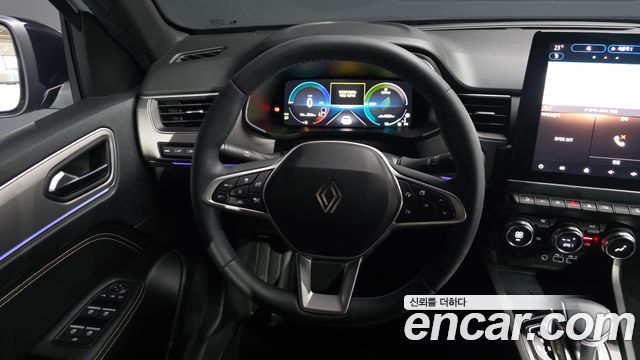 Renault Korea Arkana 1.6 E-TECH Iconic 2025 — фото 13