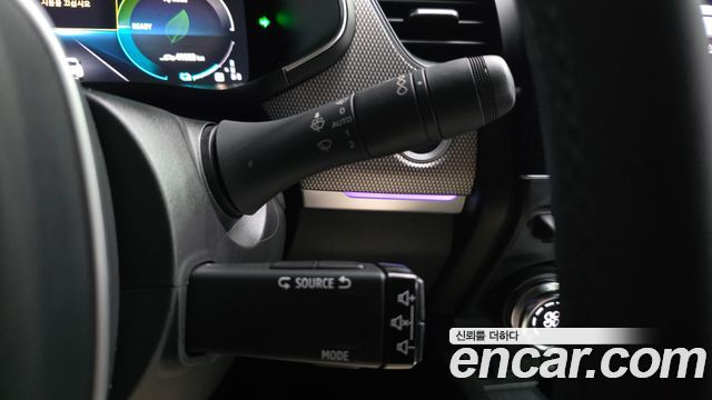 Renault Korea Arkana 1.6 E-TECH Iconic 2025 — фото 17