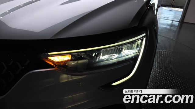 Renault Korea Arkana 1.6 E-TECH Iconic 2025 — фото 22