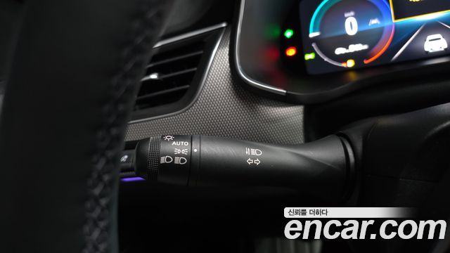 Renault Korea Arkana 1.6 E-TECH Iconic 2025 — фото 30