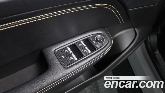 Renault Korea Arkana 1.6 E-TECH Iconic 2025 — фото 34