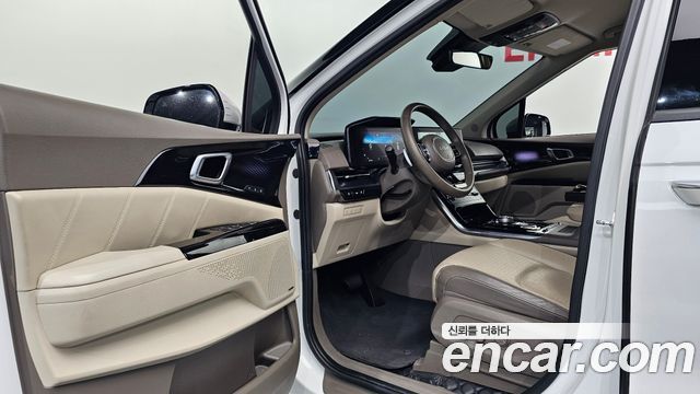 Kia Carnival (IV) Diesel 9-Seater Hi-Limousine Signature 2023 — фото 10