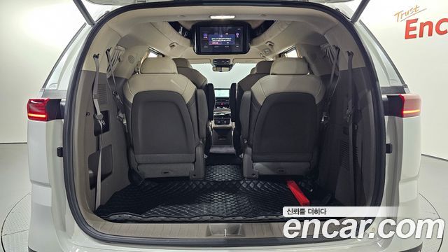 Kia Carnival (IV) Diesel 9-Seater Hi-Limousine Signature 2023 — фото 19