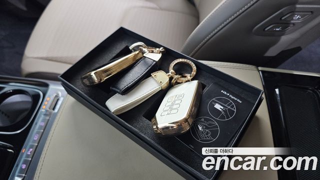Kia Carnival (IV) Diesel 9-Seater Hi-Limousine Signature 2023 — фото 20