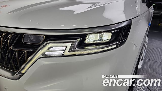 Kia Carnival (IV) Diesel 9-Seater Hi-Limousine Signature 2023 — фото 22