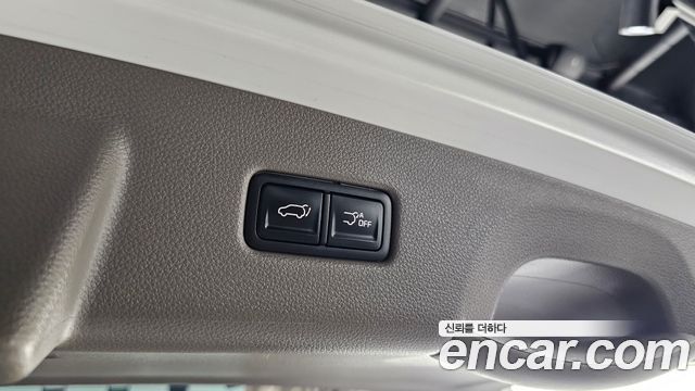 Kia Carnival (IV) Diesel 9-Seater Hi-Limousine Signature 2023 — фото 32