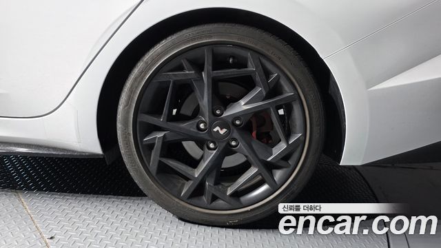Hyundai Avante (CN7) 1.6 Turbo N Line Inspiration 2021 — фото 21