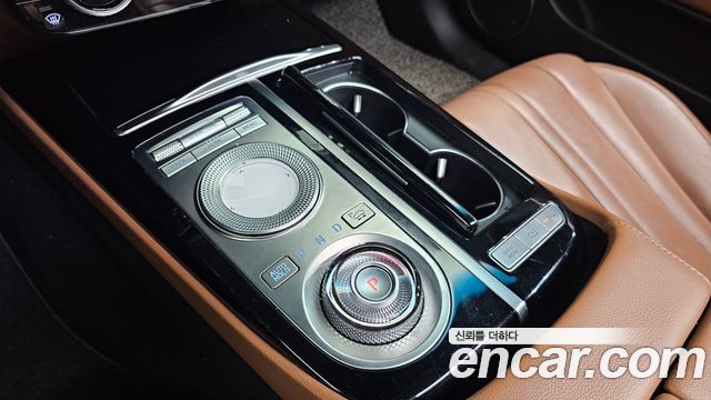 Genesis G80 (RG3) Gasoline 2.5 Turbo AWD 2021 — фото 9