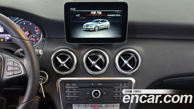 Mercedes-Benz A-Class (W176) A200 2017 — фото 14