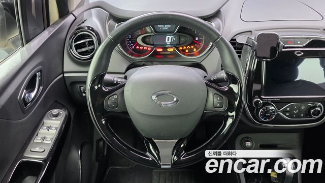 Renault Korea QM3 RE 2016 — фото 13