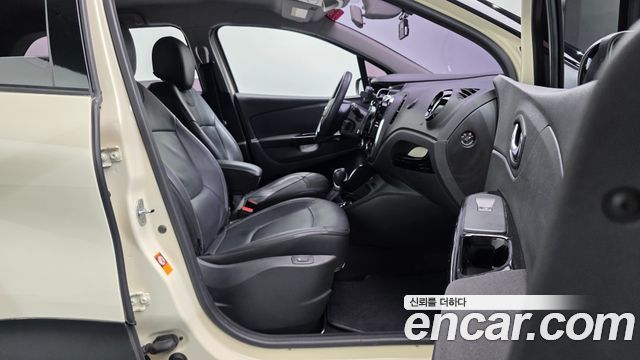 Renault Korea QM3 RE 2016 — фото 26