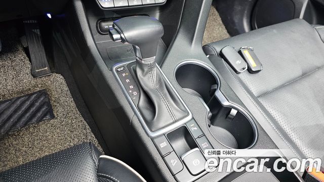 Kia Sportage The Bold Gasoline Signature Gravity 2022 — фото 9