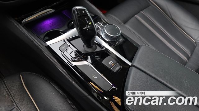 BMW 5 Series (G30) 520i Luxury 2020 — фото 9