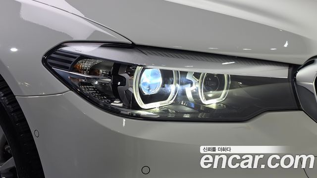 BMW 5 Series (G30) 520i Luxury 2020 — фото 22