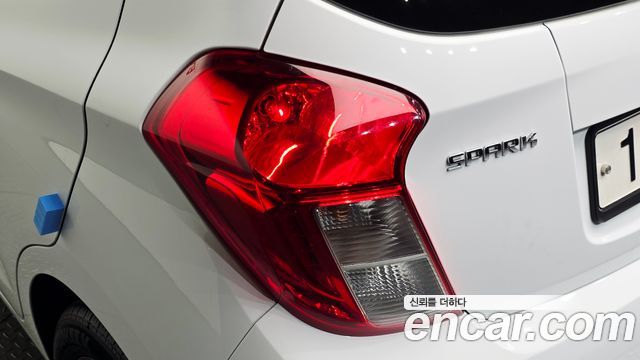 Chevrolet Spark Premier 2019 — фото 23