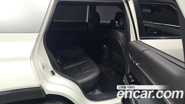 KG Mobility (SsangYong) Torres HEV 1.5 2WD T7 2026 — фото 11