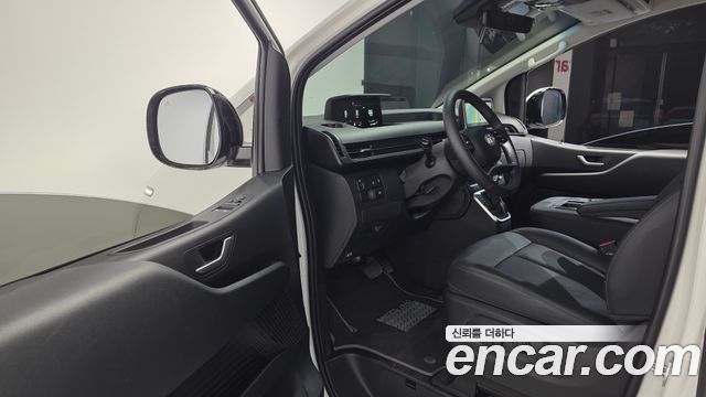 Hyundai Staria L3.5 Tourer 9-Seater Modern 2025 — фото 10