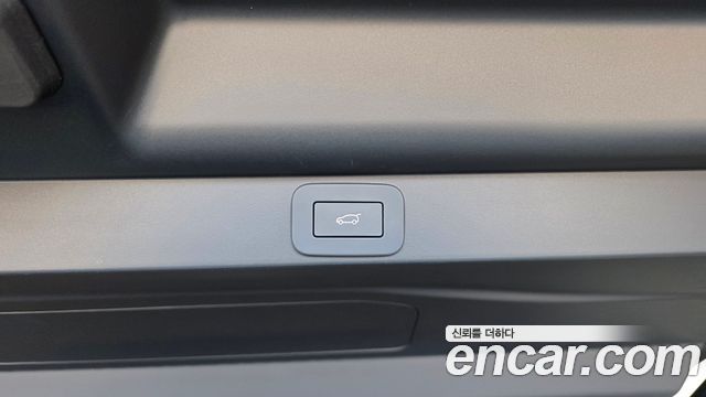 Land Rover Range Rover (V) P615 SV LWB 2025 — фото 33