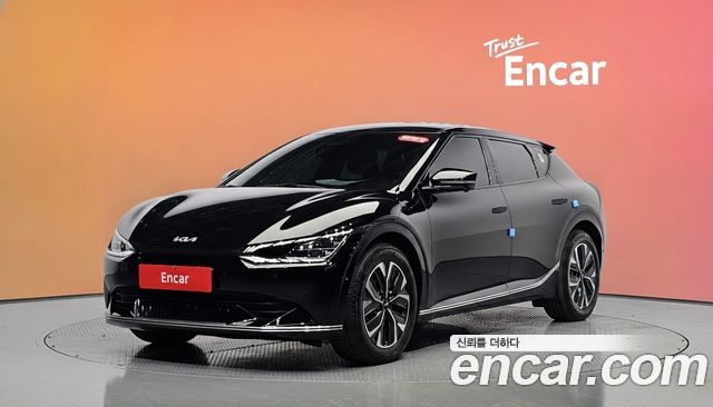 Kia EV6 Long Range Earth 2023 — фото 1
