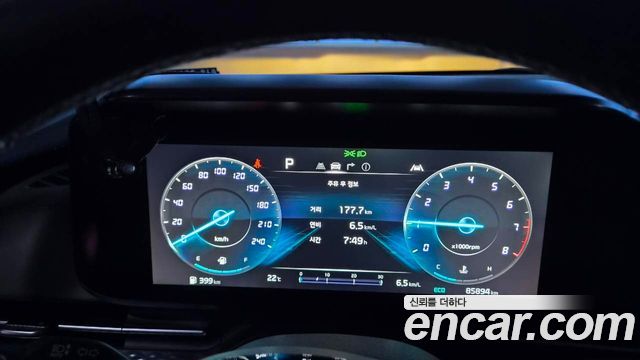 Kia Carnival (IV) Gasoline 7-Seater Signature 2021 — фото 8