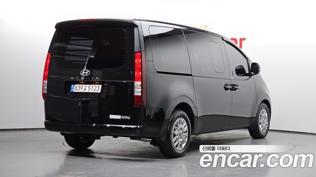 Hyundai Staria Cargo 5-Seater Modern 2025 — фото 2