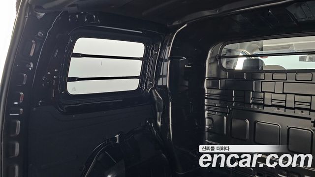 Hyundai Staria Cargo 5-Seater Modern 2025 — фото 18