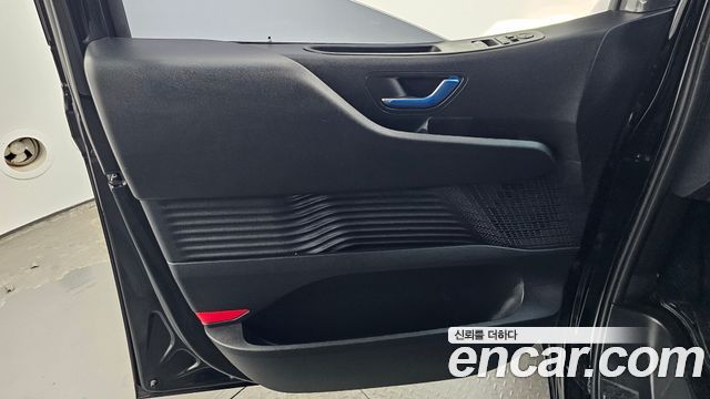 Hyundai Staria Cargo 5-Seater Modern 2025 — фото 24
