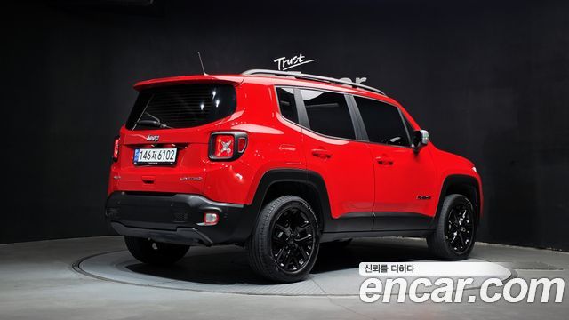Jeep Renegade 1.3 Limited AWD 2022 — фото 2