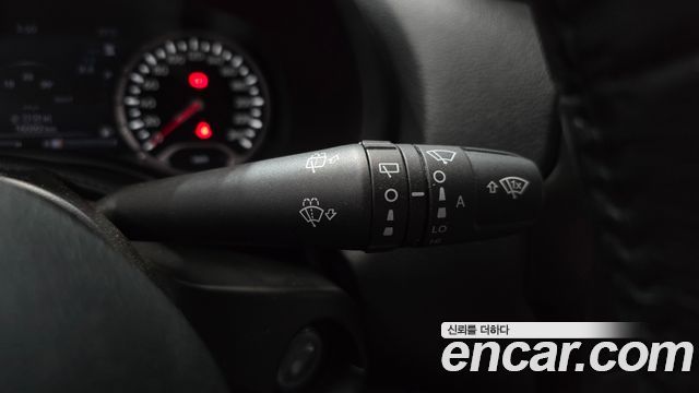 Jeep Renegade 1.3 Limited AWD 2022 — фото 19