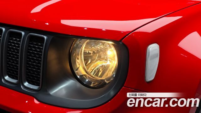 Jeep Renegade 1.3 Limited AWD 2022 — фото 22