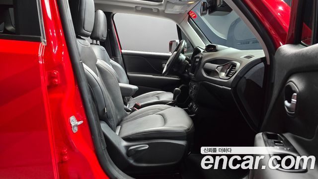 Jeep Renegade 1.3 Limited AWD 2022 — фото 26