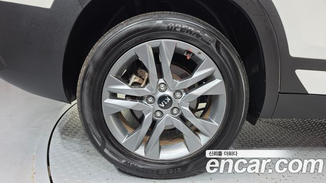 Kia Seltos Gasoline 1.6 Turbo 2WD Prestige 2020 — фото 5