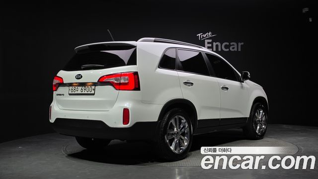 Kia Sorento R Diesel 2.0 2WD Prestige 2014 — фото 2