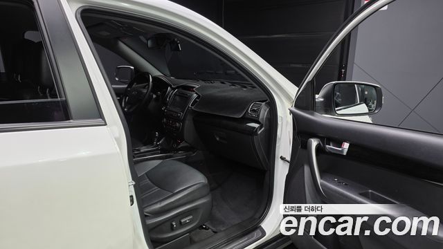 Kia Sorento R Diesel 2.0 2WD Prestige 2014 — фото 11