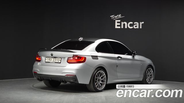 BMW 2 Series (F22) 220d M Sport Coupe 2014 — фото 2